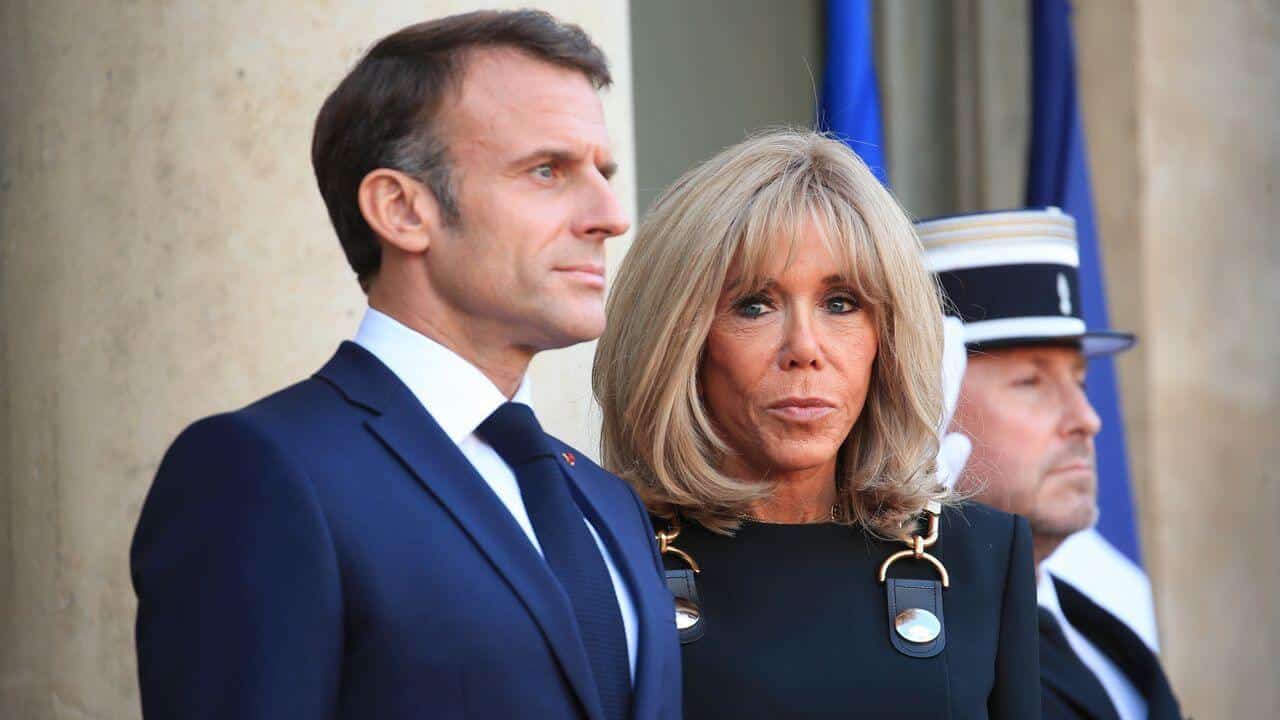 Scandale à l'Élysée : Un collaborateur de Macron soupçonné de vol de trésors