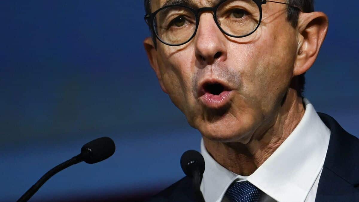 Analyse de la stratégie de relance "Travail gagnant" de Bruno Retailleau : enjeux et perspectives.