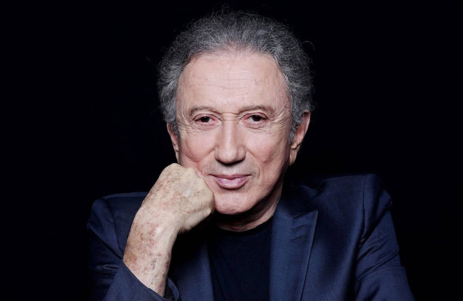 Un ancien protégé de Michel Drucker entre en scène pour les municipales.