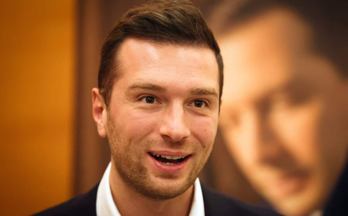 Souvenirs d'Enfance : Un Voisin de Saint Denis Raconte Jordan Bardella